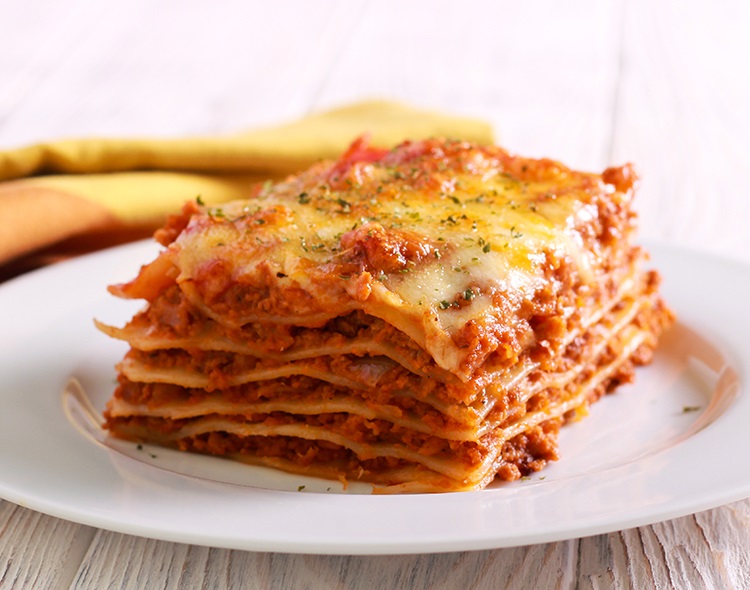 light beef and sausage lasagna