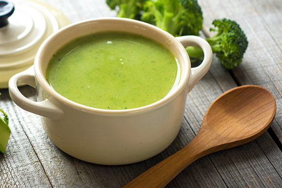 Low-Calorie Broccoli Soup
