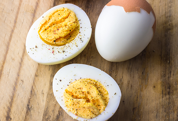 protein-rich-boiled-eggs-to-control-blood-sugar