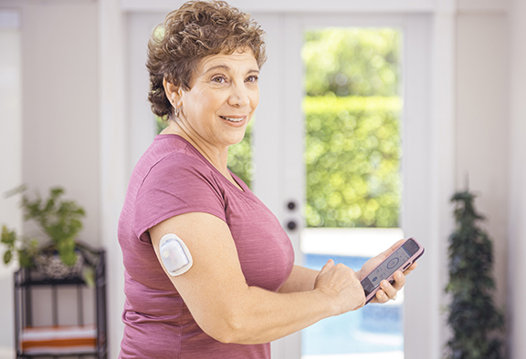 Woman with insulin pump
